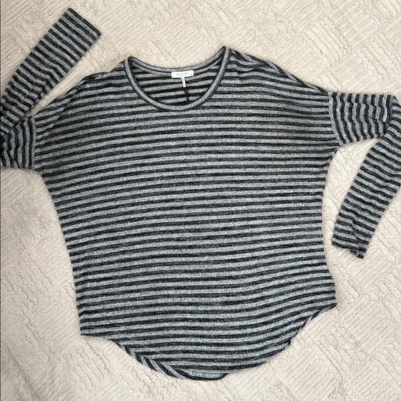 The Knit Striped Long Sleeve Classic Fit Top, Heather Grey/Black Stripe, New,Sml - Picture 9 of 16